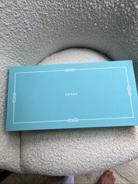 Prada: Checkers Game. Brad new never used